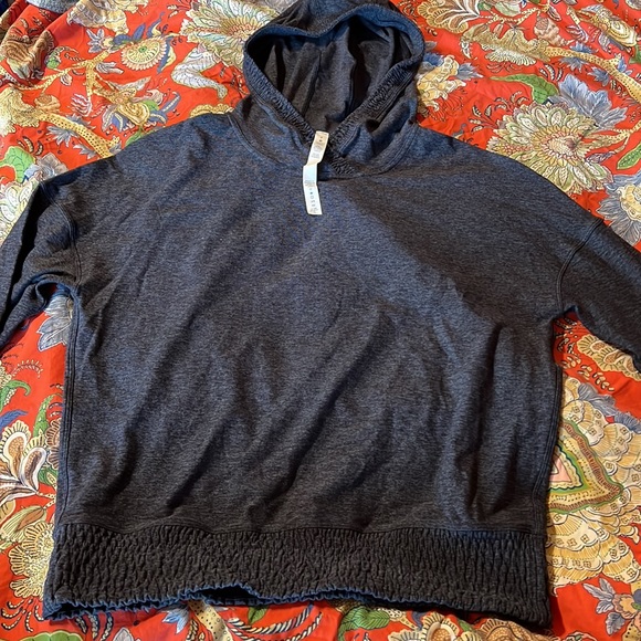 Maybe worn once - Picture 2 of 2